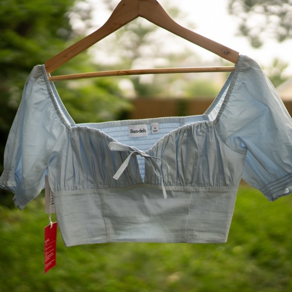 Aritzia Peasant Blouse - Picture 1 of 5